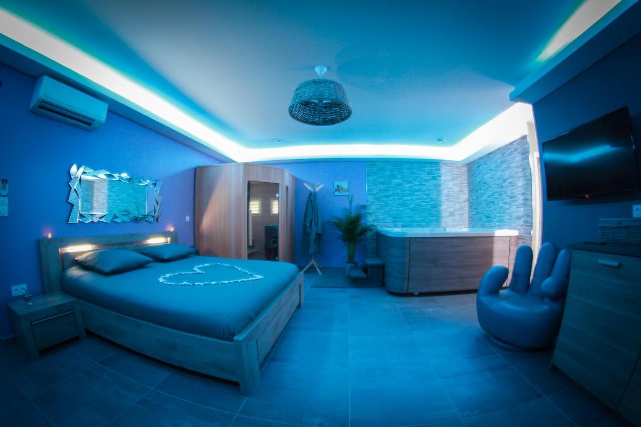 Nuit Vip Spa Sauna Privatif Le Rove Zewnętrze zdjęcie